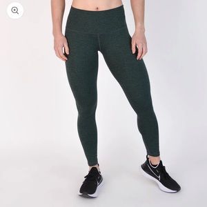 Fleo El Toro 25” Silver Spruce Bounce leggings size Small